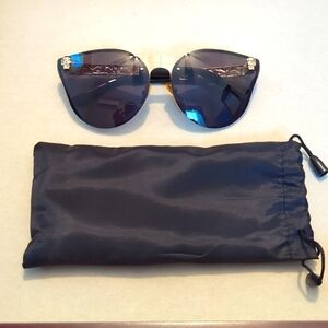The End Cult Skull Sunglasses